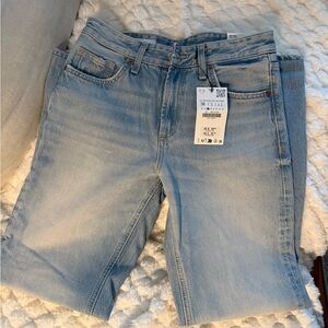 Zara Mid Rise Wide Leg Jean